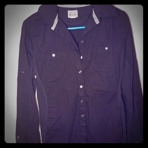 Converse button up stretchy shirt